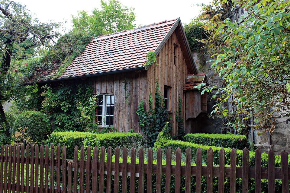 Featured image for “5 Reasons You Need a Garden Shed”