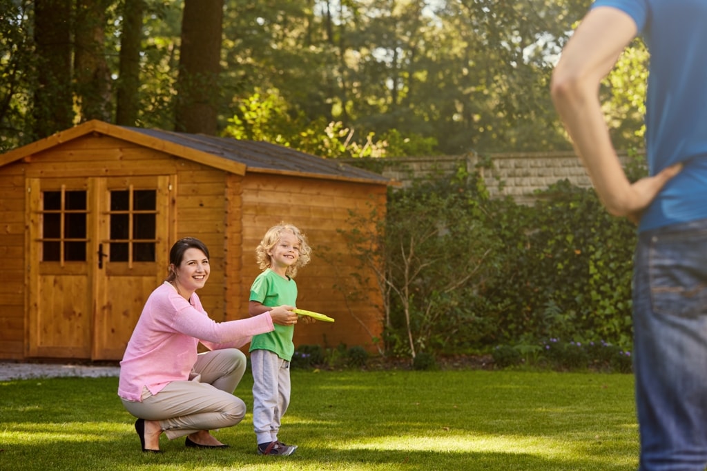 Featured image for “How Your Child Can Benefit From a Playhouse”