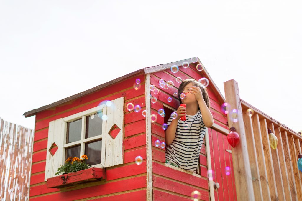 How To Customise A Playhouse For Your Child